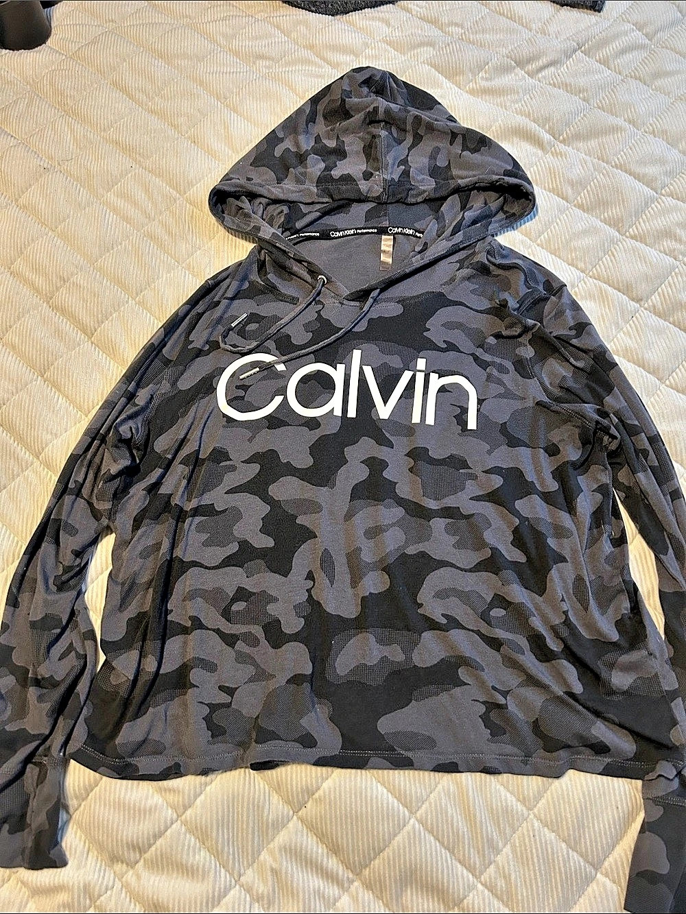 Calvin Klein Camo Hoodie in Black & Gray Size large Like New